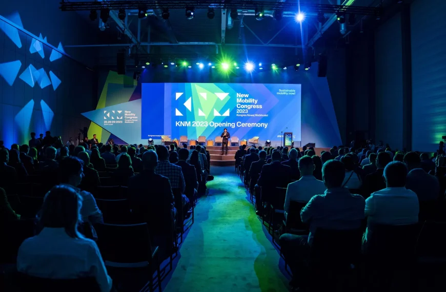 کنگره پیش رو